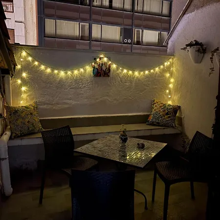 Petit Charme * Palermo